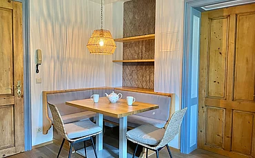 The dining area of the Cozy Country House at the Pechtlgut in Lofer