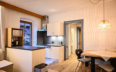 Der Wohnbereich im Landhaus Family des Pechtlguts in Lofer
