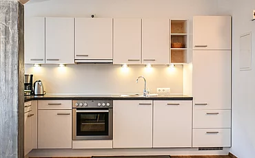 Die Küche des Haupthaus Family Plus des Pechtlguts in Lofer