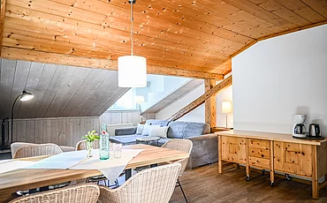 Der Wohnbereich im Landhaus Family des Pechtlguts in Lofer